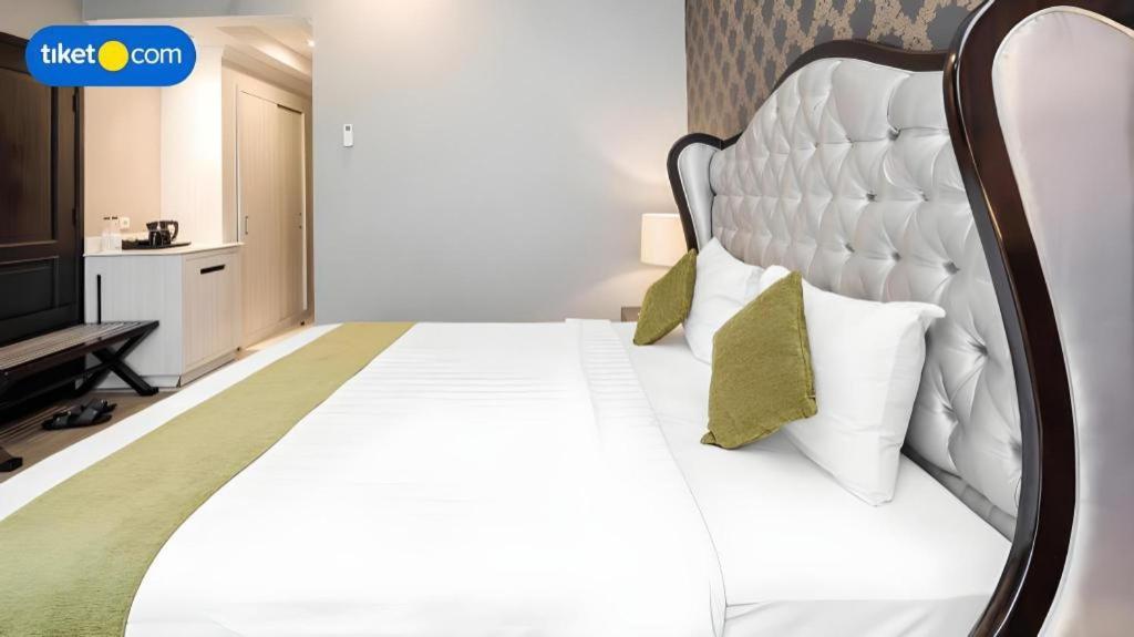 The Mirah Hotel Богор Экстерьер фото