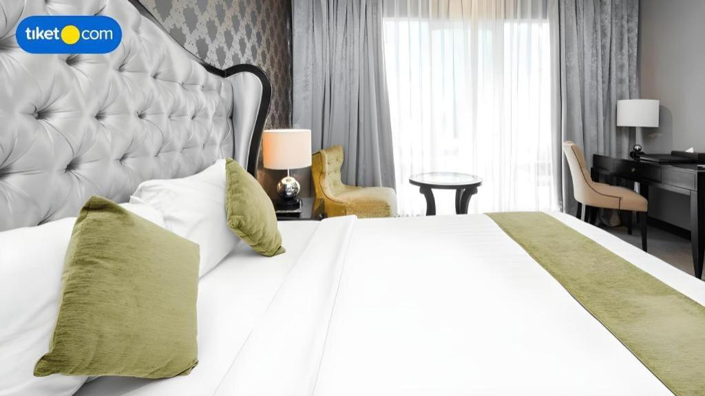 The Mirah Hotel Богор Экстерьер фото