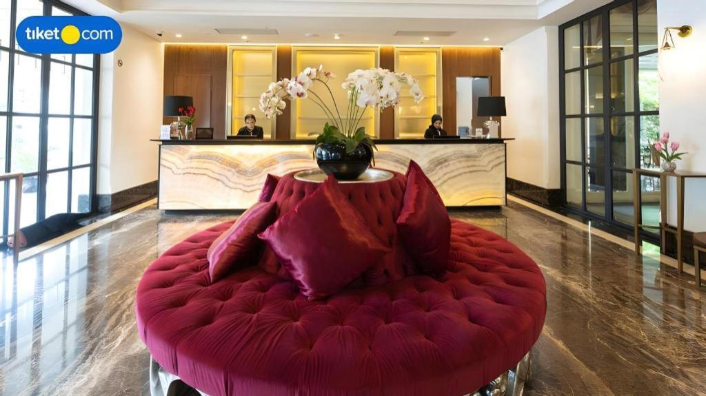 The Mirah Hotel Богор Экстерьер фото