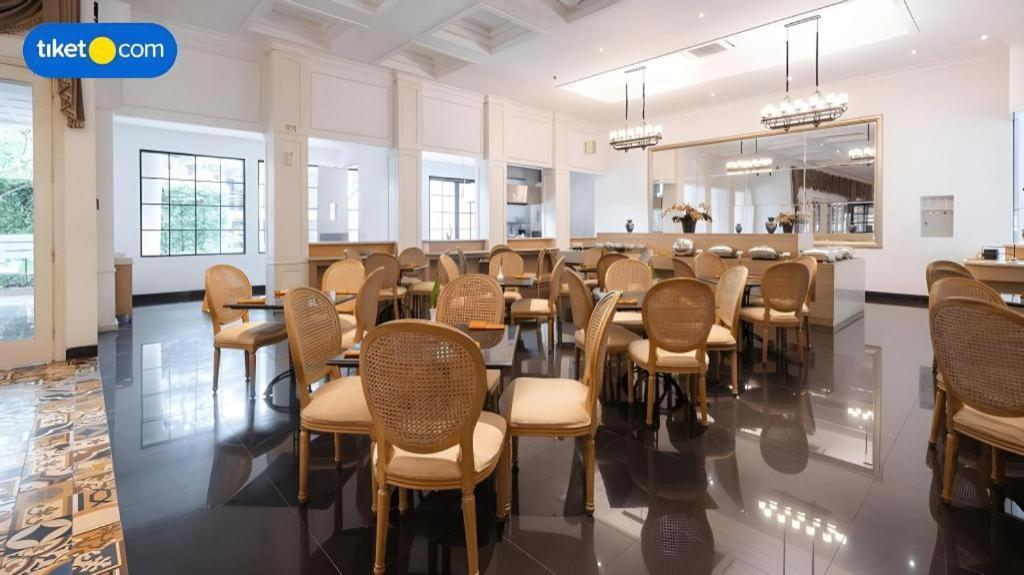 The Mirah Hotel Богор Экстерьер фото