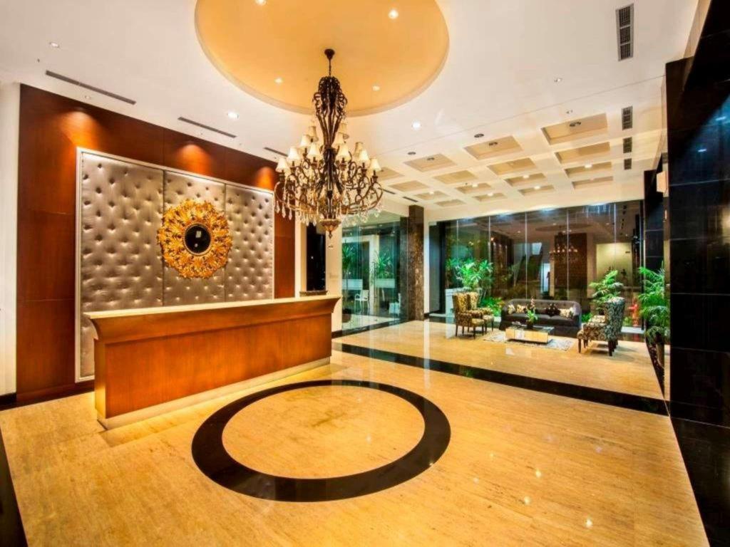 The Mirah Hotel Богор Экстерьер фото